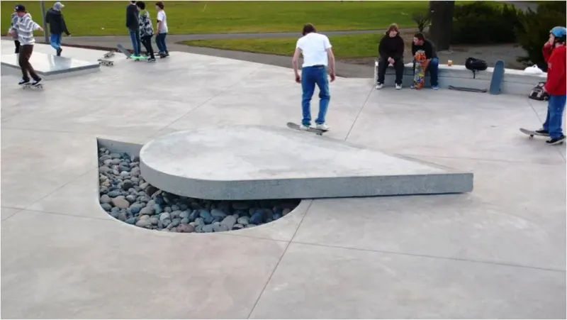 Ed Benedict Green Drainage Sculptural Manual Pad and Gap.jpg