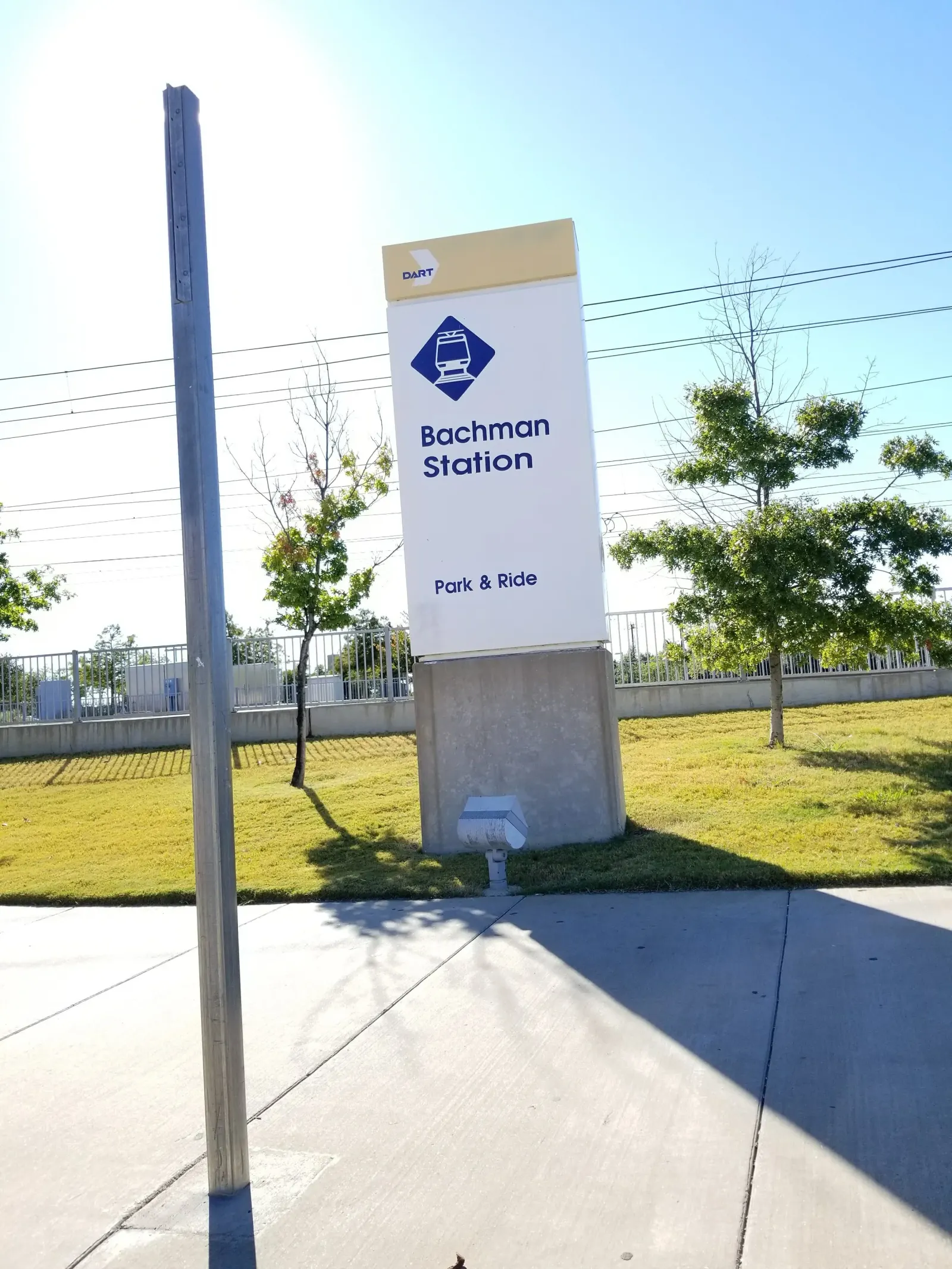 Proximity to DART Bachman Station... very walkable